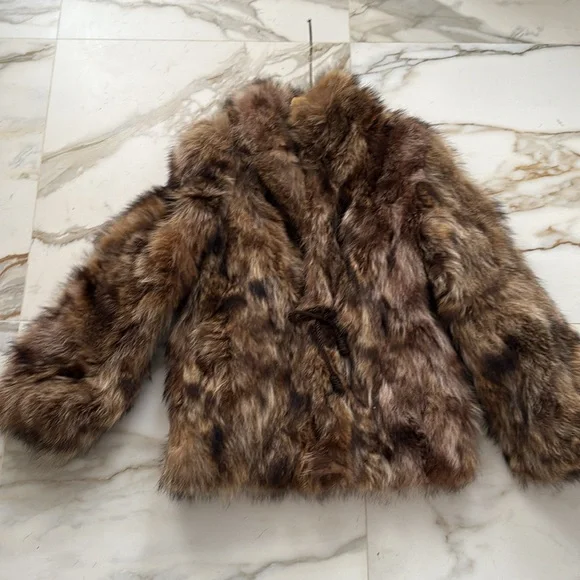 Luxurious Brown Fur Jacket - **REAL FUR** - Picture 7 of 14